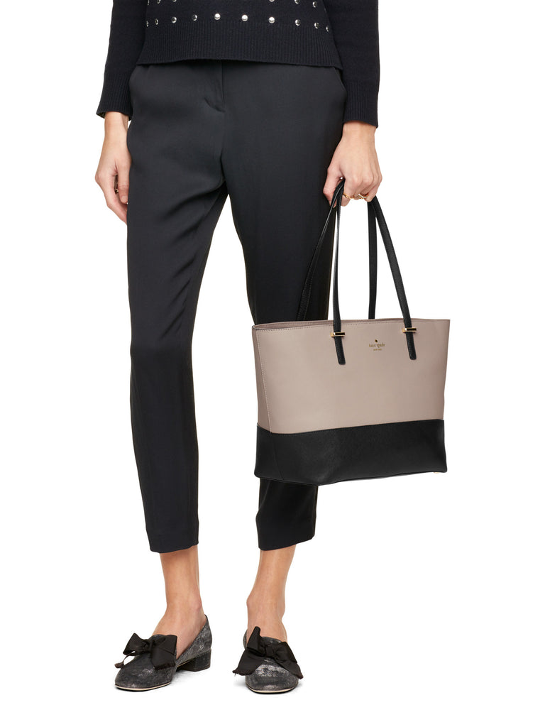 Everpurse Kate Spade charging Purse Small Harmony Clocktower/Black Tote with Model