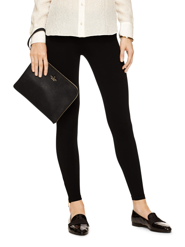 Everpurse Kate Spade Quentin Black Wristlet: Phone Charging Clutch with Model